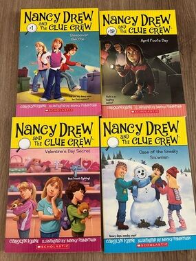 Set of 8 Nancy Drew, Babysitters Club & Amelia Bedelia Books Collection Girls